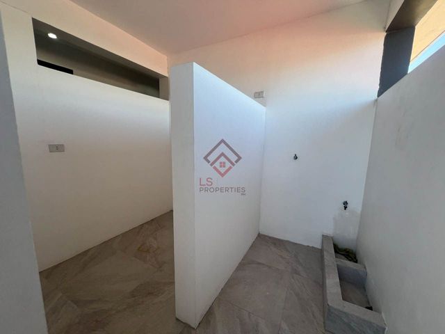 place photo 55