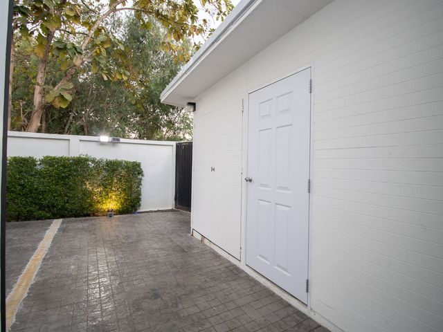 place photo 76