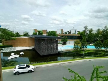 place photo 48