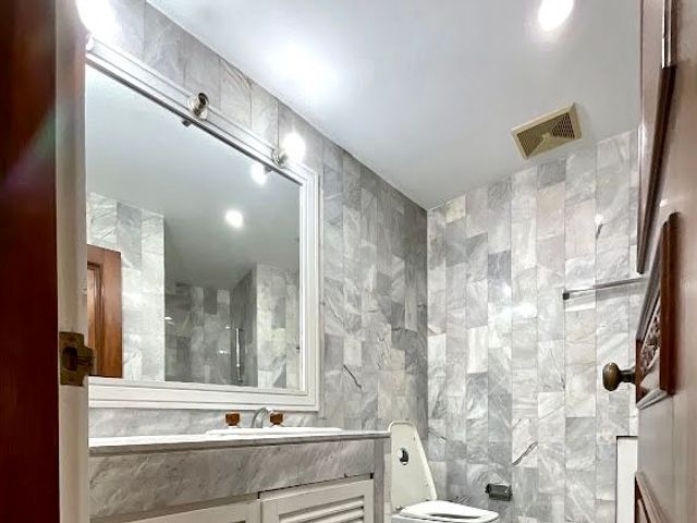 place photo 54