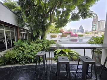 place photo 66