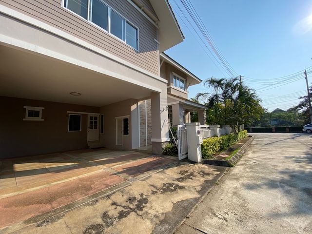 place photo 53