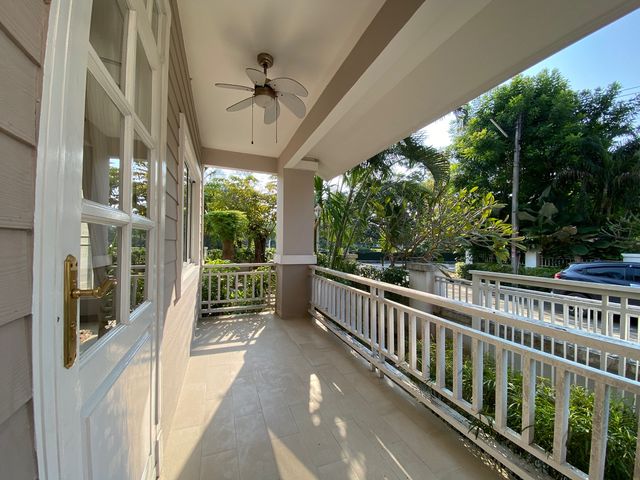 place photo 48