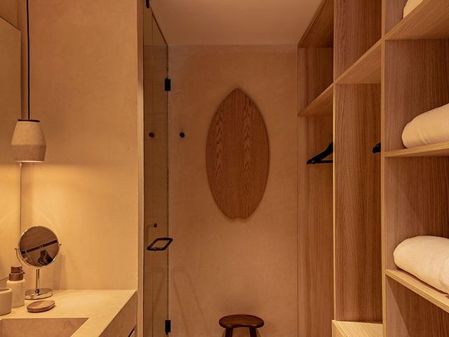 place photo 60