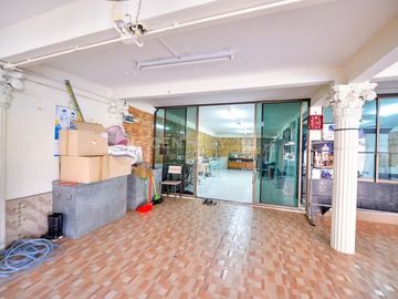 place photo 11