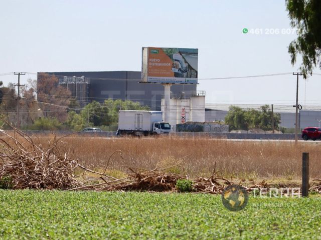 place photo 121