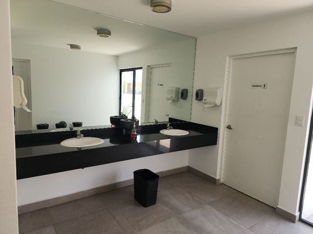 place photo 66