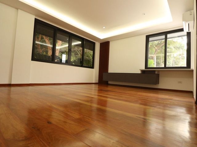 place photo 58