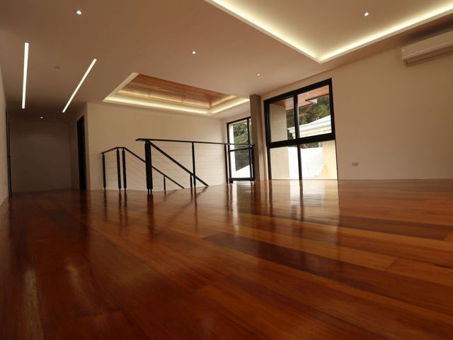 place photo 55