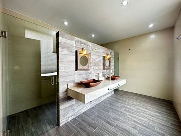 place photo 52