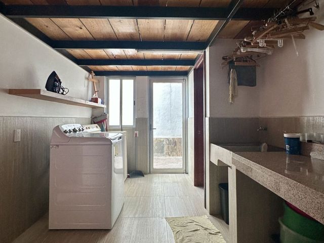 place photo 48