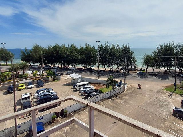 place photo 36