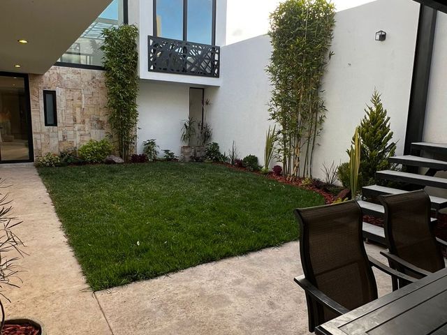 place photo 24