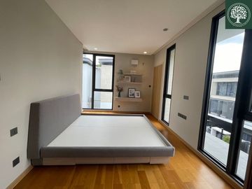 place photo 70