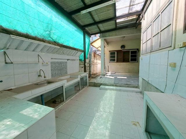 place photo 66