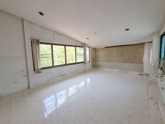 place photo 55