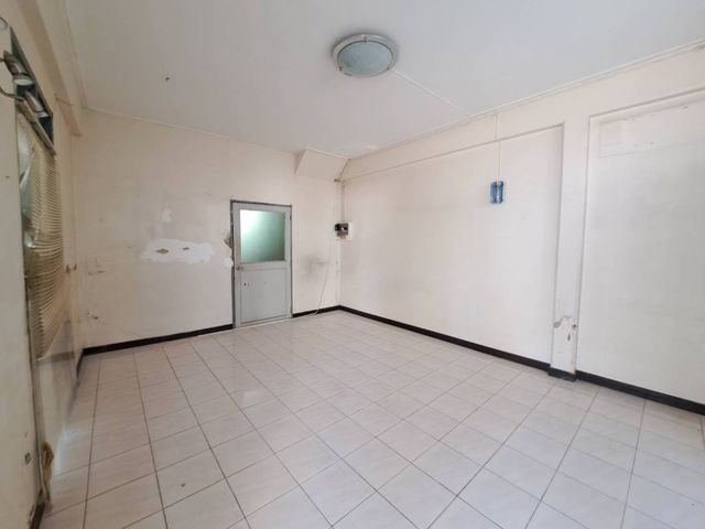 place photo 64