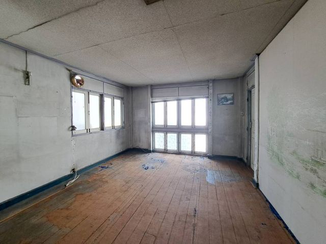 place photo 56