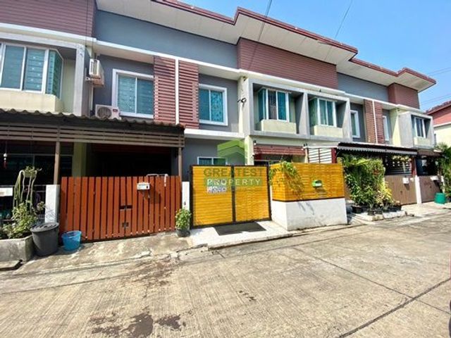 หมู่บ้านบัวทองธานี เฟส 17 ขายด่วน ทาวน์เฮ้าส์ 2 ชั้น เนื้อที่ 18 ตร.ว ทำเลดี ต่อเติมเต็ม สวย พร้อมอยู่