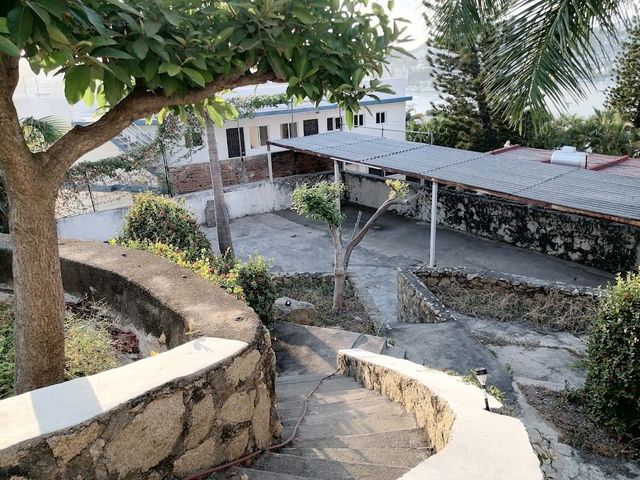 place photo 24