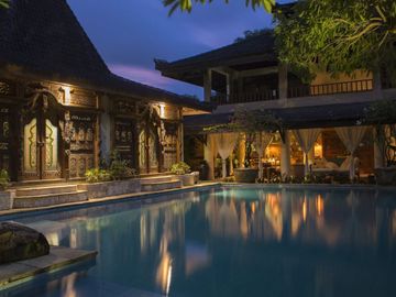 Villa dijual di Legian - AC, Garasi, Internet