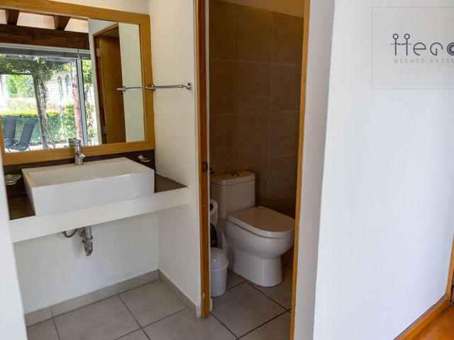 place photo 48