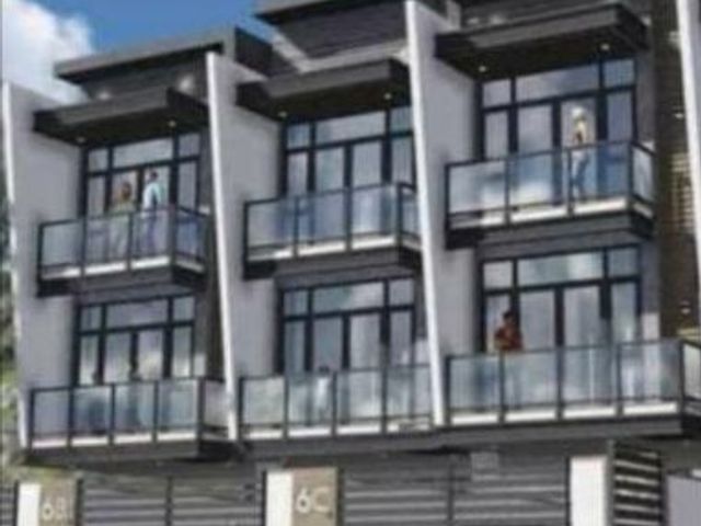 Townhouse For Sale in Don Antonio QC with 5 Bedrooms and 5 Toiler/Bath. PH2567