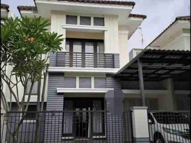 Di sewakan rumah central park A Yani SBY