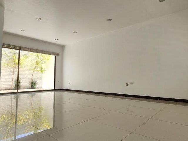 place photo 49