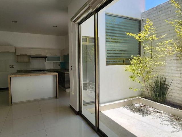 place photo 44