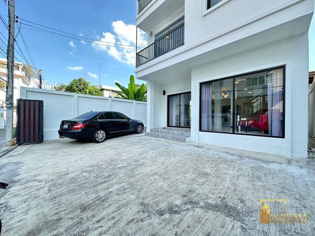 place photo 52