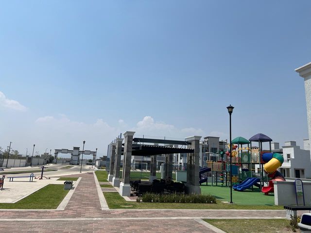 place photo 24