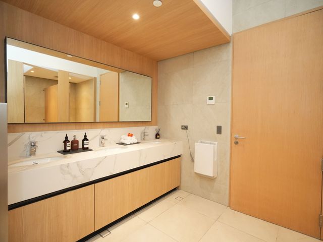 place photo 57
