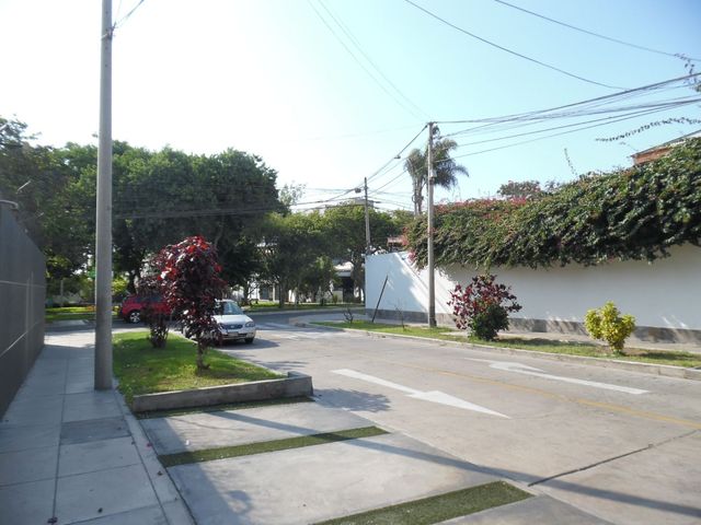 place photo 70