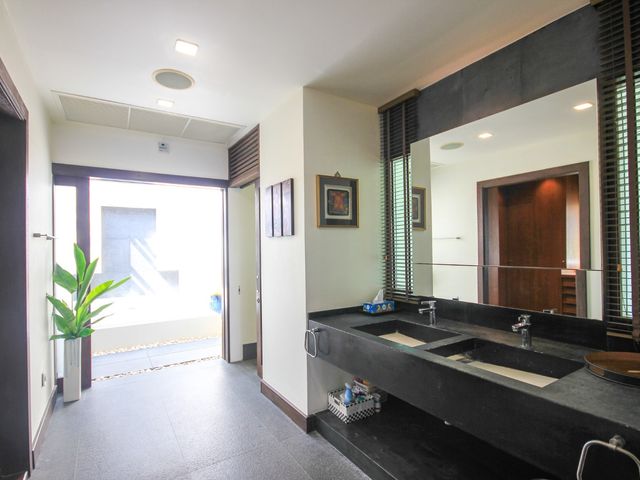 place photo 49