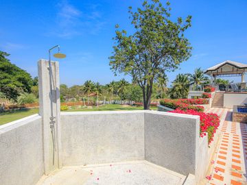 place photo 69