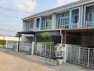 หมู่บ้านโมดิวิลล่า รังสิต 1 MODI VILLA RANGSIT ขายด่วน ทาวน์โฮม 2 ชั้น เนื้อที่ 17.90 ตร.ว ทำเลดี สวย พร้อมอยู่