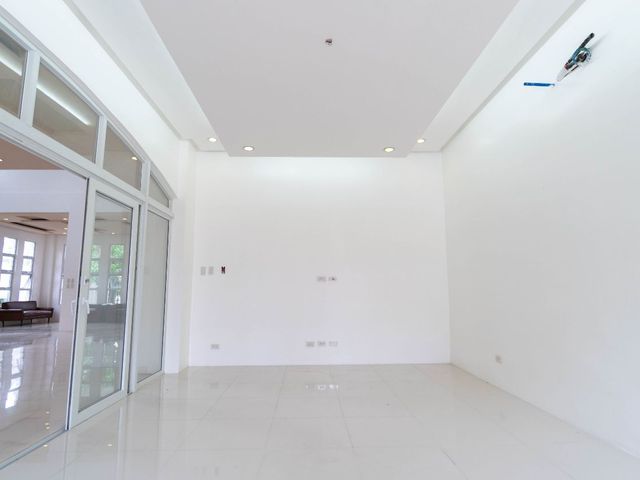 place photo 73