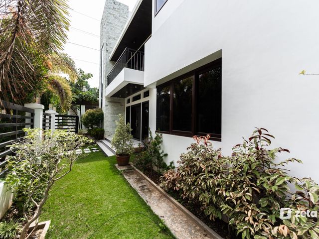 place photo 68