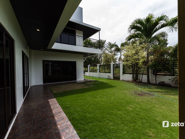 place photo 73