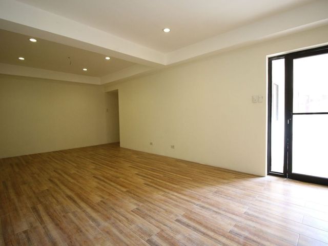 place photo 51