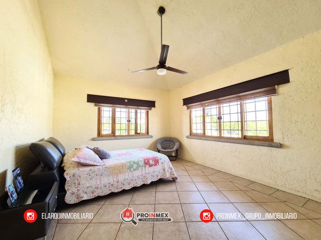 place photo 48