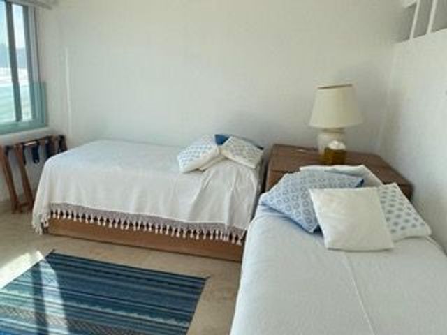 place photo 49