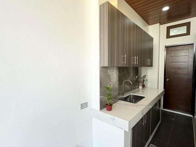 place photo 56