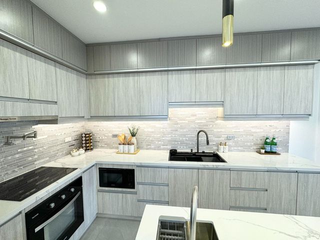 place photo 66