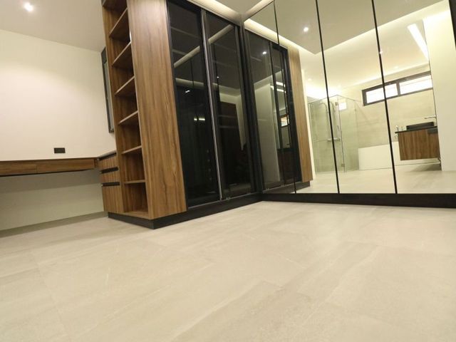 place photo 89