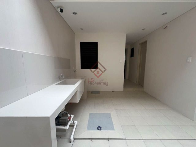 place photo 48