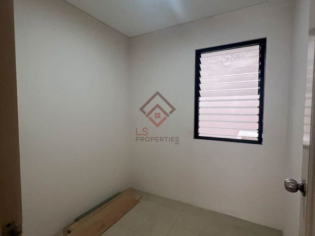 place photo 52