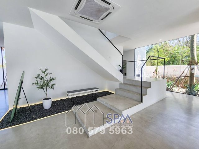 place photo 54