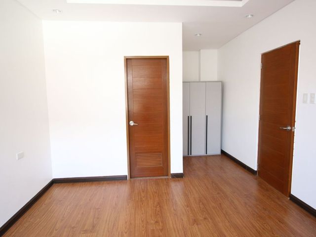 place photo 52